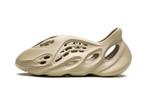 Yeezy Foam RNNR Stone Salt, Nieuw