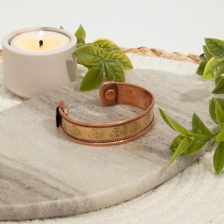 Koperen gezondheids-klemarmband OHM met 2 magneten, Sieraden, Tassen en Uiterlijk, Armbanden, Ophalen of Verzenden