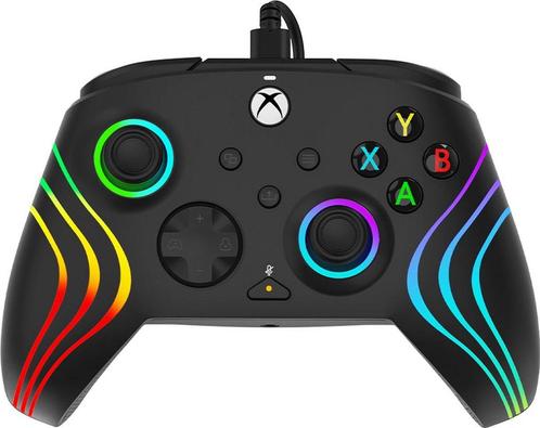 Xbox Series X/S - Xbox One Wired Controller - Zwart -, Spelcomputers en Games, Spelcomputers | Xbox Series X en S, Zo goed als nieuw