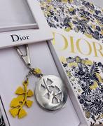 Christian Dior - Le brin de muguet porte bonheur -