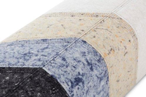 GAN Rugs - Patricia Urquiola - Poef - Viscose, Wol - NUANCES, Antiek en Kunst, Kunst | Designobjecten