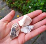 Ruwe brok van Bariet - zachte melkig edelsteen - midden, Nieuw