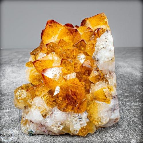 Prachtige Citrien Kwarts met Calciet Kristal Druse,, Verzamelen, Mineralen en Fossielen