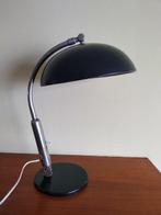 Hala Zeist - H.Th.J.A. Busquet - Bureaulamp - 144 - Staal