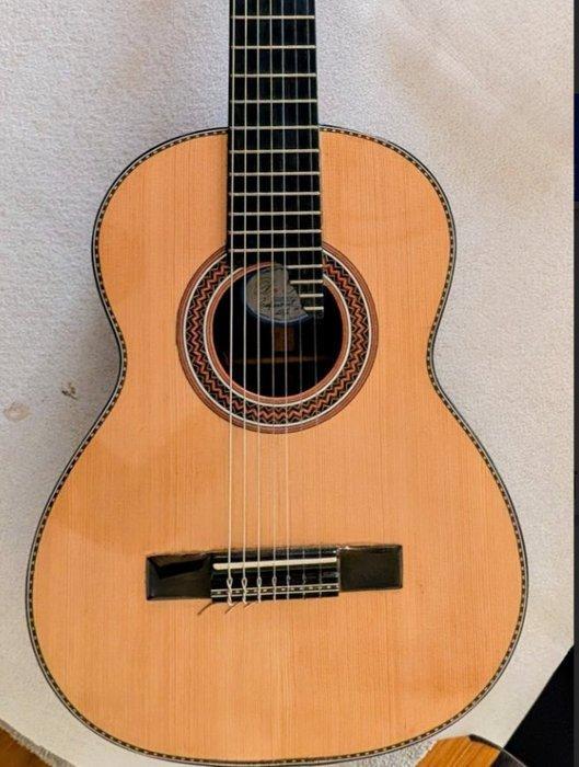 Do Souto - Profissional - 7 cordas Ivan - -, Muziek en Instrumenten, Snaarinstrumenten | Gitaren | Akoestisch