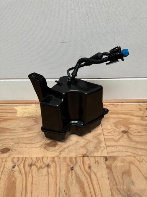 AdBlue brandstoftank A 910 470 2401 (Als nieuw), Auto-onderdelen, Brandstofsystemen, Gereviseerd, 12 maanden garantie, Mercedes-Benz