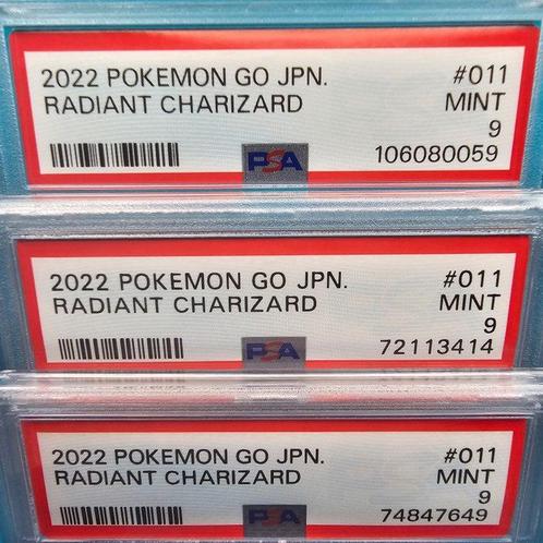 Tris Go! RADIANT CHARIZARD - 3 Graded card - PSA 9, Hobby en Vrije tijd, Verzamelkaartspellen | Pokémon