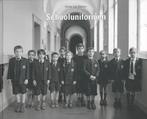 Schooluniformen | 9789080695863 | Van Gemert, Annie, Ophalen of Verzenden, Nieuw, Van Gemert, Annie