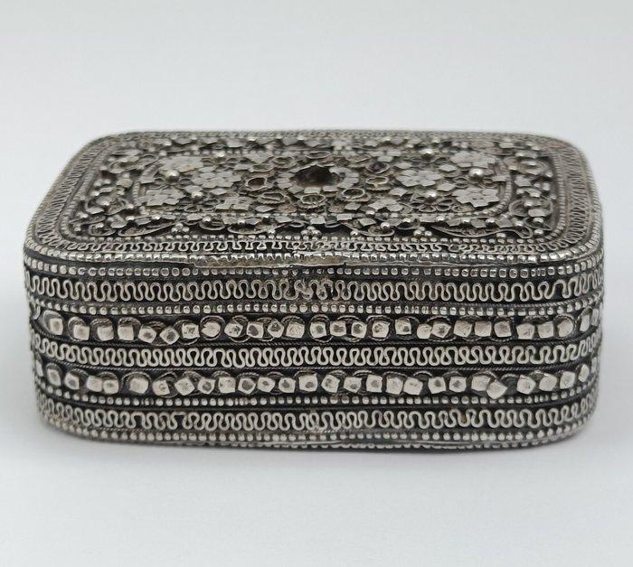 Tabaksdoos - Zilver - 190 gr., Antiek en Kunst, Antiek | Goud en Zilver
