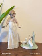 Nao by Lladró - Vicente Martínez - Figuur - To light the way