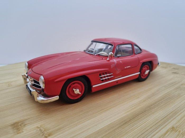 Schuco 1:18 - Modelauto - Mercedes 300SL Coupe W198 Gullwing, Hobby en Vrije tijd, Modelauto's | 1:5 tot 1:12