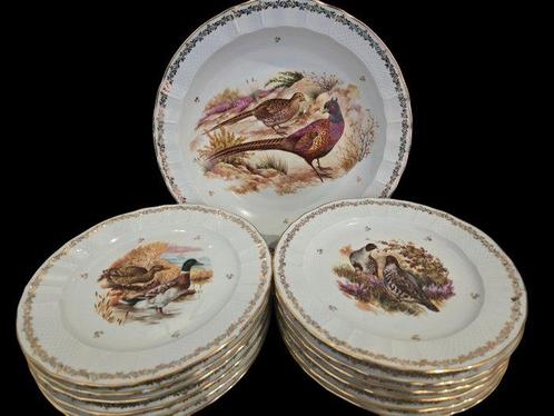 Limoges Bernardaud &Co - Tafelservies voor 12 (13) -, Antiek en Kunst, Antiek | Meubels | Tafels