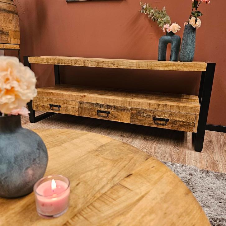 Britt Tv-Meubel Mangohout | 220cm |, Huis en Inrichting, Kasten | Televisiemeubels, 25 tot 50 cm, Nieuw, Overige houtsoorten, Metaal
