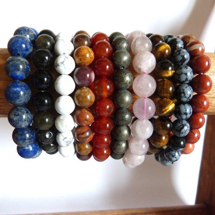 Prachtige collectie armbanden van lapis lazuli, tijgeroog,, Verzamelen, Mineralen en Fossielen