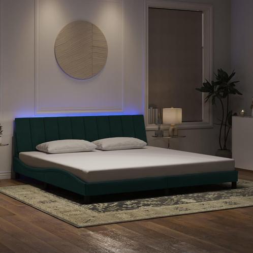 vidaXL Bedframe met LED-verlichting fluweel donkergroen, Huis en Inrichting, Slaapkamer | Bedden, Overige maten, 200 cm, Groen