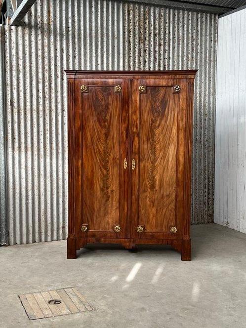 Kast - Linnenkast, boeken kast, kast - Eik, Mahonie - Was, Antiek en Kunst, Antiek | Meubels | Stoelen en Banken