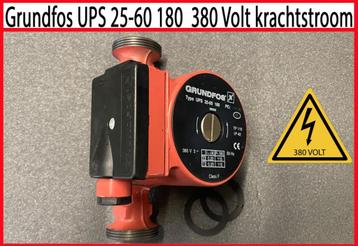 Grundfos UPS 25-60 180  400 volt 380 volt Circulatiepomp beschikbaar voor biedingen