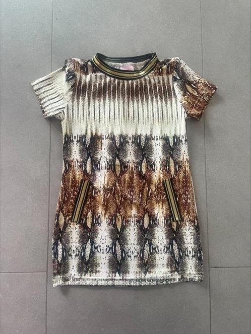 Meisjes jurk met een leuke print, Kinderen en Baby's, Kinderkleding | Kinder-kledingpakketten, Nieuw, Overige maten, Verzenden