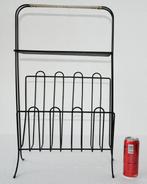 Tijdschriftenhouder - Bijzettafel - Hoogte 64 cm - Metaal,