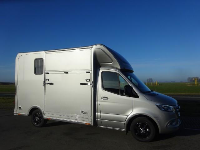 Mercedes Sodiak 3XL automaat BPM vrij, v.a. Euro 1.125,- p.m, Dieren en Toebehoren, Paarden en Pony's | Trailers en Aanhangwagens