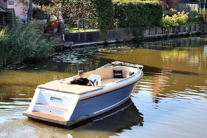 Elektrische tender voor € 26.995 | 6 persoons | Ontdek meer, Watersport en Boten, Sloepen, Buitenboordmotor, Tot 10 pk, 3 tot 6 meter