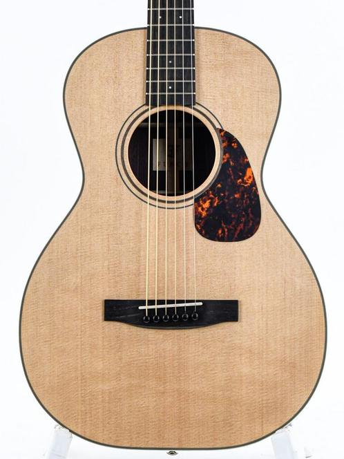 Furch Vintage 1 OOM-SR 12 Fret (Akoestische Gitaren), Muziek en Instrumenten, Snaarinstrumenten | Gitaren | Akoestisch, Western- of Steelstringgitaar