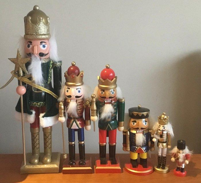 Notenkraker (6) - Hout, Diversen, Kerst