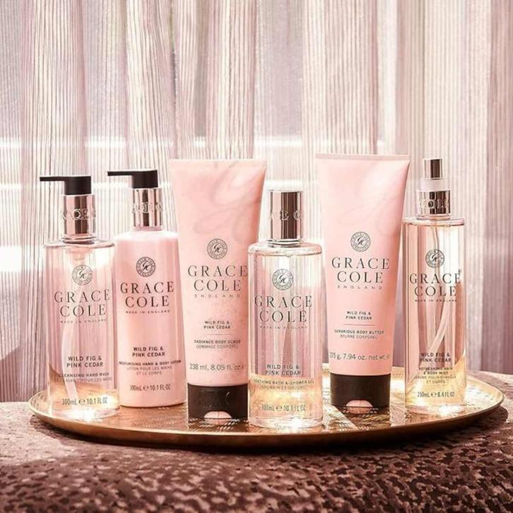 Grace Cole Vanilla Blush & Peony Body Care Duo - 300+300ml, Sieraden, Tassen en Uiterlijk, Uiterlijk | Gezichtsverzorging, Overige typen