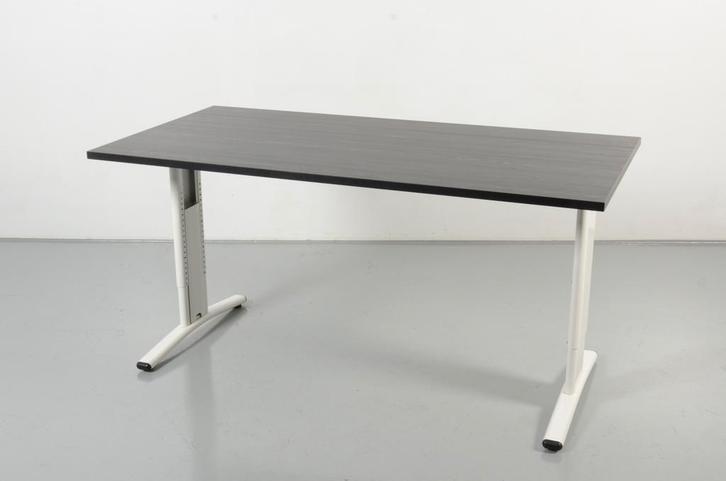 Solidesk bureau, bladkleur, Huis en Inrichting, Bureaus, Ophalen of Verzenden