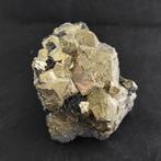 pyriet Kristallen op matrix - Hoogte: 9 cm - Breedte: 11 cm-