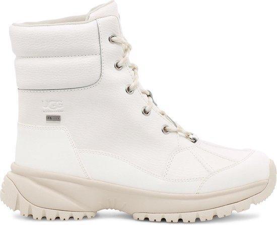 UGG Yose - maat 39 - Dames Laarzen - White, Kleding | Dames, Schoenen, Verzenden
