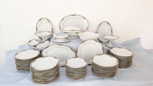 Richard Ginori - Tafelservies voor 12 (73) - Goud, Porselein, Antiek en Kunst, Antiek | Meubels | Tafels