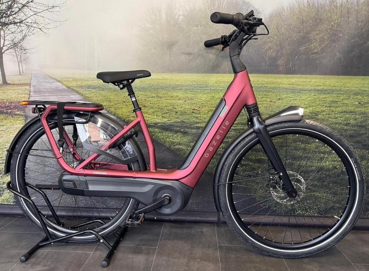 NIEUWE Gazelle Avignon C8 Electrische Damesfiets - van €3999, Fietsen en Brommers, Elektrische fietsen, 50 km per accu of meer