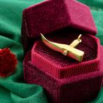 Gouden hanger stratenmakers hamer met zirconia, Ophalen of Verzenden, Gebruikt, Goud, Overige merken
