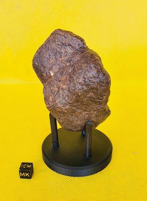 Niet-geclassificeerde NWA meteoriet Chondrite meteoriet -, Verzamelen, Mineralen en Fossielen