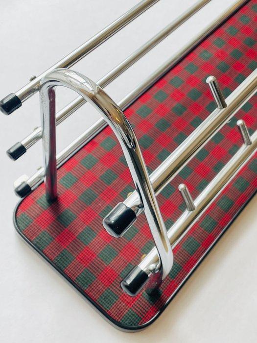 Kapstok - Fineer - Strak chroom, rood-groene retroprint en, Antiek en Kunst, Kunst | Designobjecten