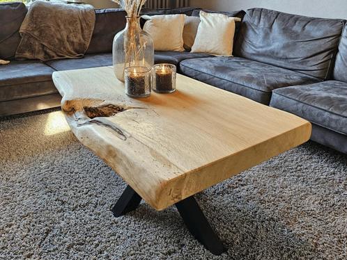Salontafel | Echte eyecatcher | Boomstamtafel | OPEN DAG, Huis en Inrichting, Tafels | Salontafels, Nieuw, Eikenhout, Grenenhout