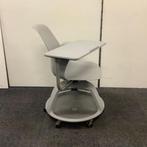 Steelcase Node ergonomische schoolstoel met schrijfbord,, Huis en Inrichting, Stoelen, Grijs, Gebruikt, Stof, Ophalen of Verzenden