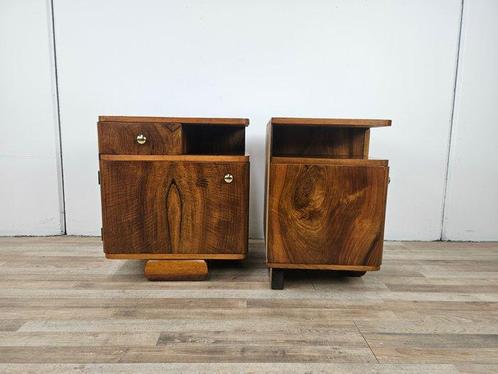 Nachtkastje (2) - Art Decò nachtkastjes in notenhout -, Antiek en Kunst, Kunst | Designobjecten