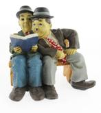 Figuur Laurel & Hardy op een bankje, Huis en Inrichting, Woonaccessoires | Overige, Verzenden, Gebruikt