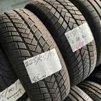 2 x Vredestein Wintrac Pro 225-55-18 Winterbanden 5,5mm, Auto-onderdelen, Banden en Velgen, 18 inch, Gebruikt, Band(en), Personenwagen