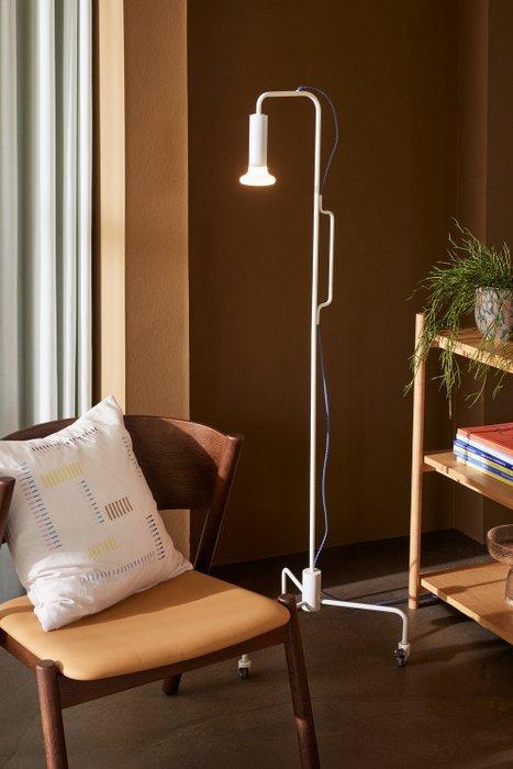 Hübsch - Staande lamp - IDO vloerlamp - Lichtgrijs - Metaal, Antiek en Kunst, Kunst | Designobjecten
