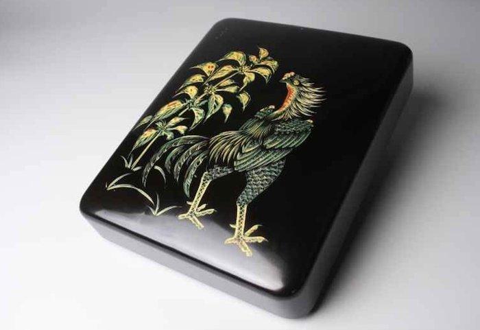 Verfijnde gelakte Suzuribako met een haan en bladgroen -, Antiek en Kunst, Antiek | Overige Antiek