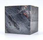 Zilveren hematietsteen Kubus - Hoogte: 70 mm- 1670 g - (1), Verzamelen, Mineralen en Fossielen