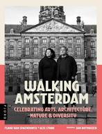 9789083169194 Walking Amsterdam | Tweedehands, Floor van Spaendonck, Zo goed als nieuw, Verzenden