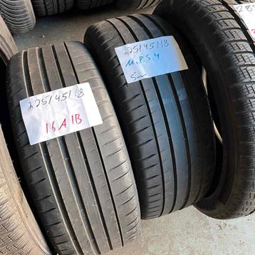 2 x Michelin Pilot Sport 4 225-45-18 Zomerbanden 5mm beschikbaar voor biedingen