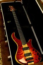 Mayones Patriot 4 Custom Aguilar AAAA | Quilted Maple, Muziek en Instrumenten, Snaarinstrumenten | Gitaren | Bas, Nieuw