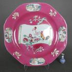 Qing Dynasty (1644-1911) - Ruby Ground Plate - Bord - Two