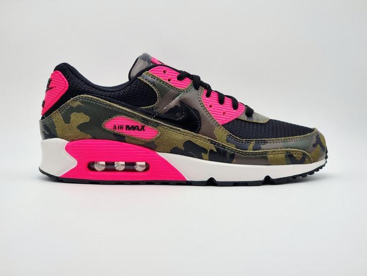 Nike Air Max 90 Premium | Camo Pack Sequoia Hyper Pink | 46, Kleding | Heren, Schoenen, Overige kleuren, Nieuw, Sneakers of Gympen