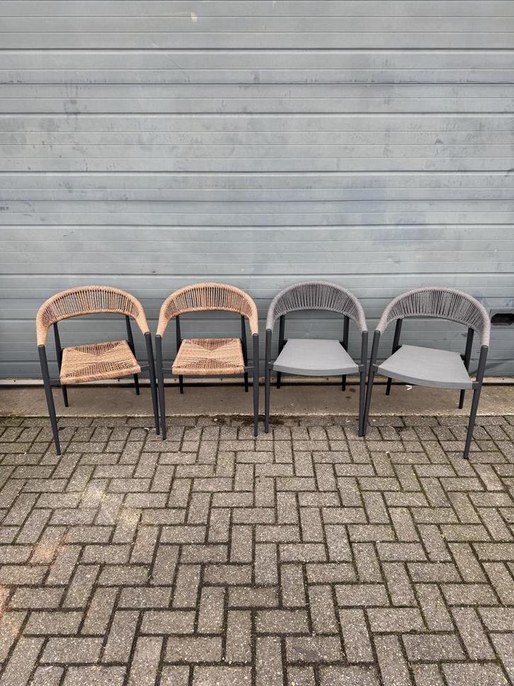 ZGAN Showmodel Stoelen (4 stuks) Vintage/Café, Huis en Inrichting, Stoelen, Ophalen